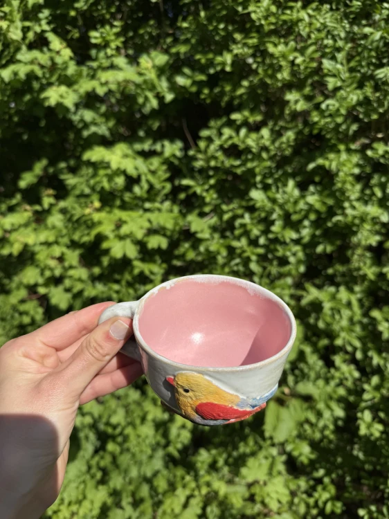 ceramiczna filiżanka ptaszek różowa