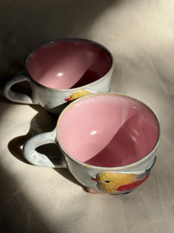 ceramiczna filiżanka ptaszek różowa